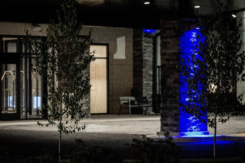 Holiday Inn Express & Suites - Boston South - Randolph By Ihg Bagian luar foto